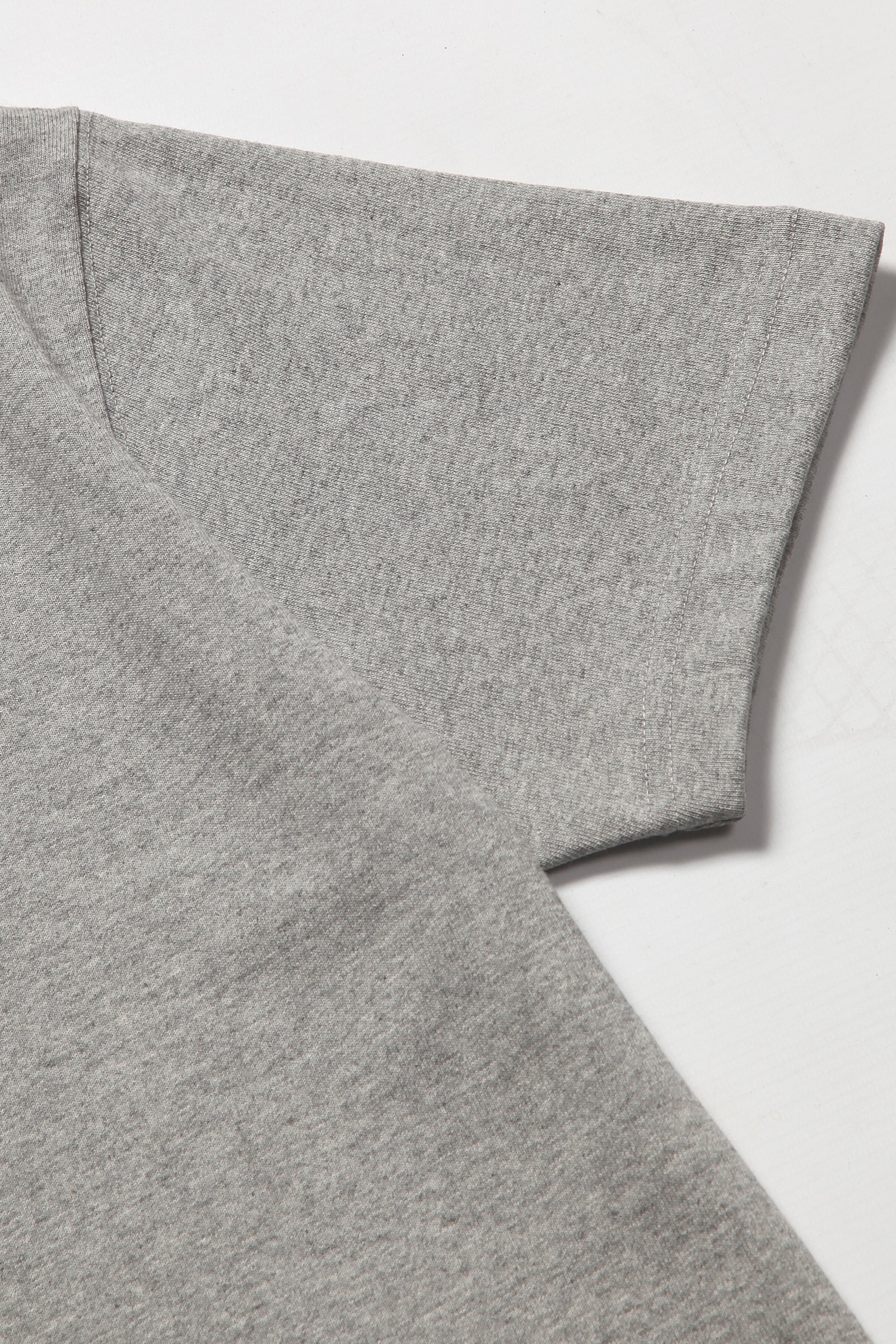 United Athle - 4252 7.1oz Heavyweight T-Shirt - Grey - Image 3