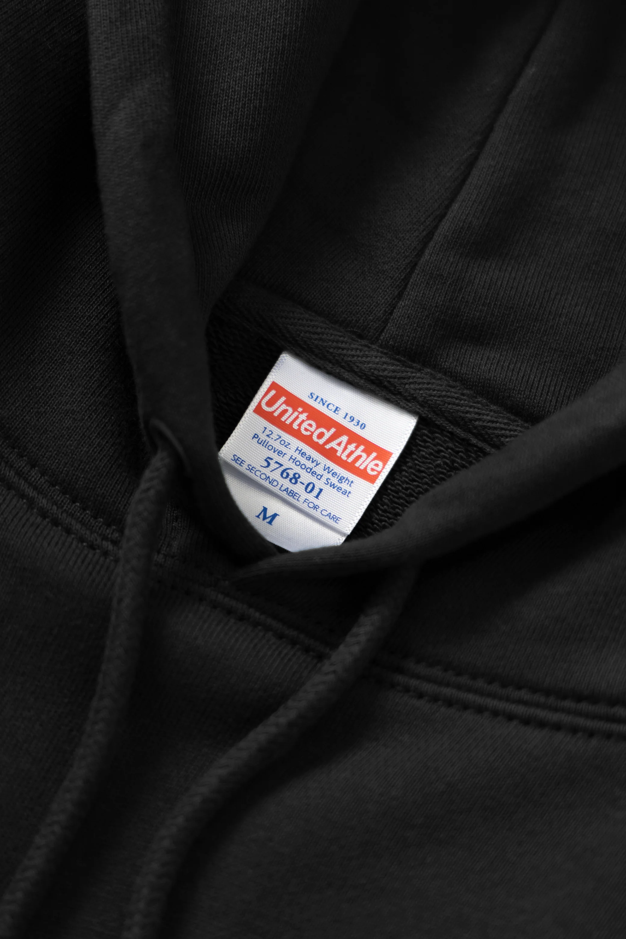 United Athle - 5768 12.7oz Heavyweight Hoodie - Black - Image 2